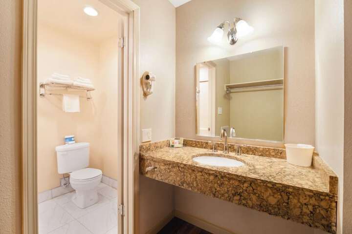 Pullman Garden Inn