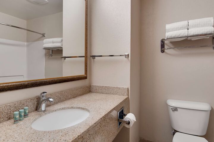 Room 20 of 25