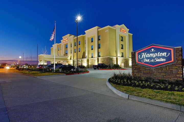 Hotel 1 of 48