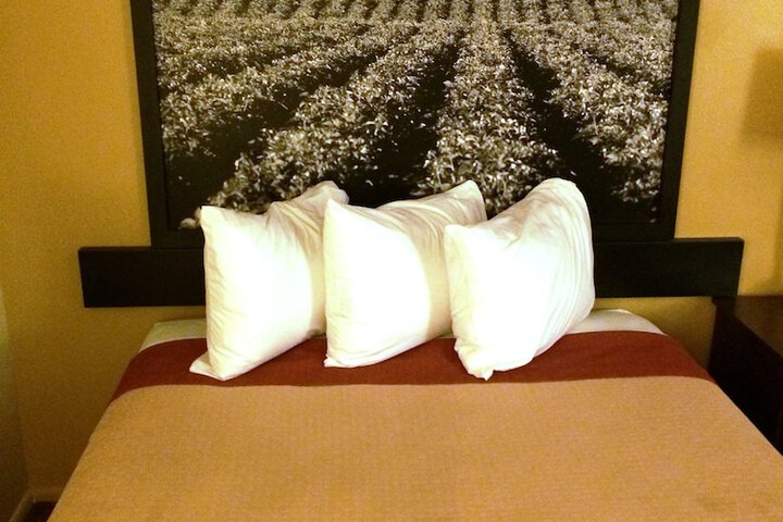 Room 17 of 32