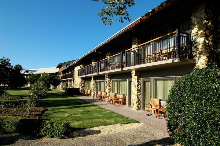 Hotel 7 of 117