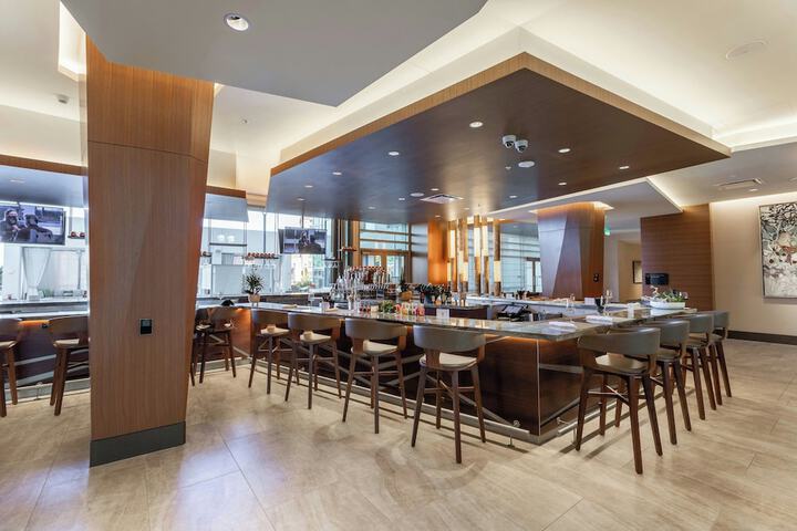 Dining 116 of 153
