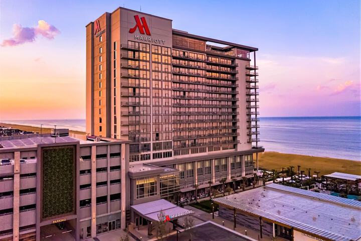 Hotel 3 of 118