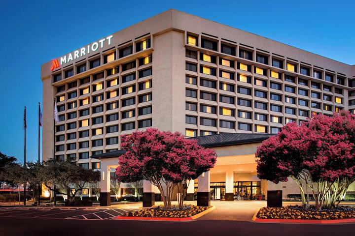 Hotel 2 of 73