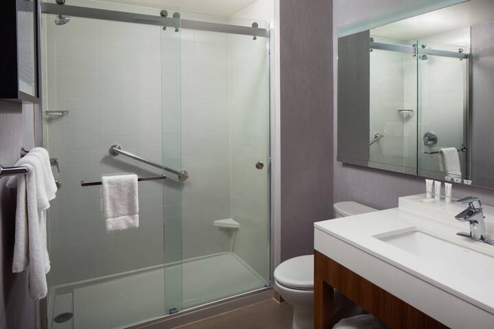 Hyatt Place Nashville Downtown