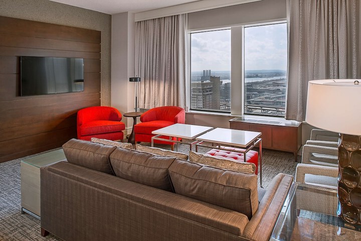 Room 21 of 107