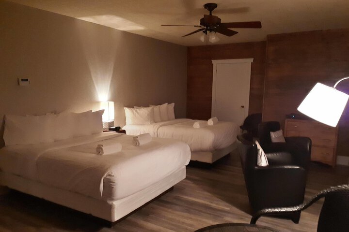 Room 29 of 47