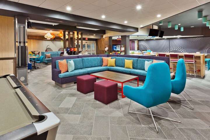 Hotel Interior 13 of 45