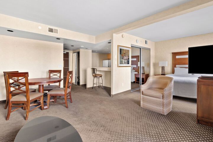 Room 73 of 130