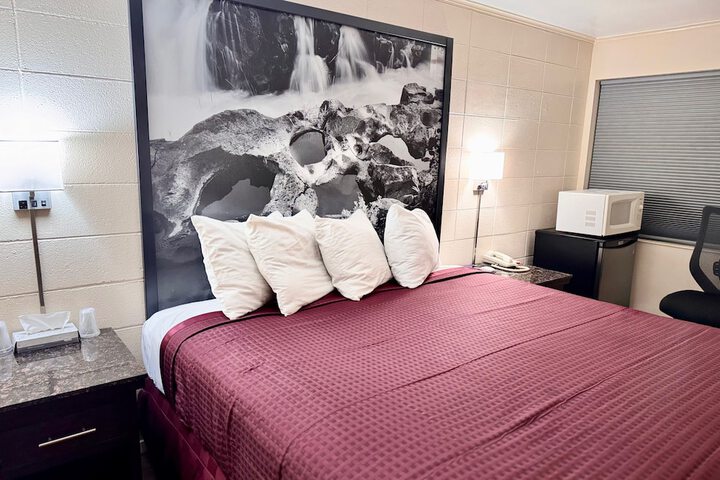 Room 14 of 26