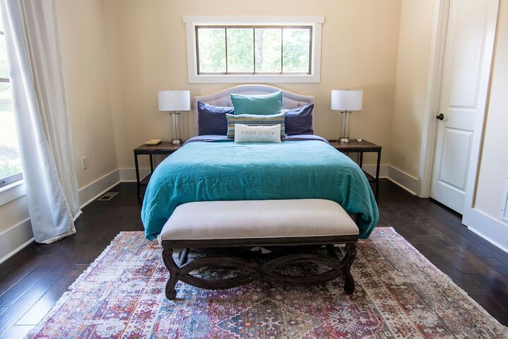 Room 32 of 79