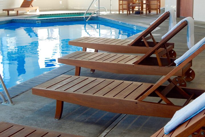 Pool 11 of 70