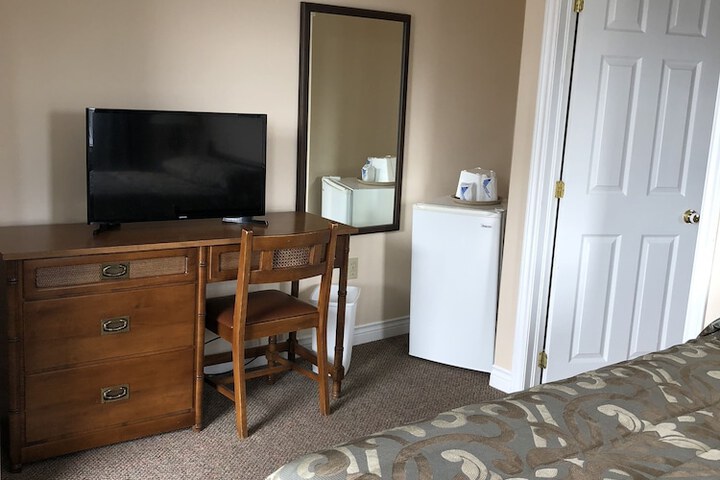 Room 54 of 81
