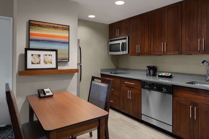 Room 16 of 41