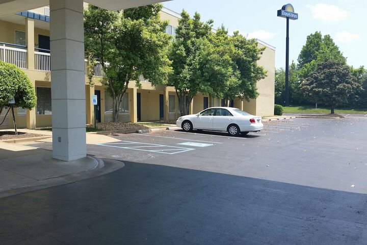 Days Inn by Wyndham Chattanooga / Hamilton Place