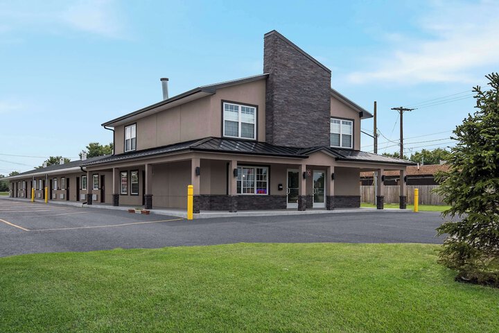 Hotel 3 of 30