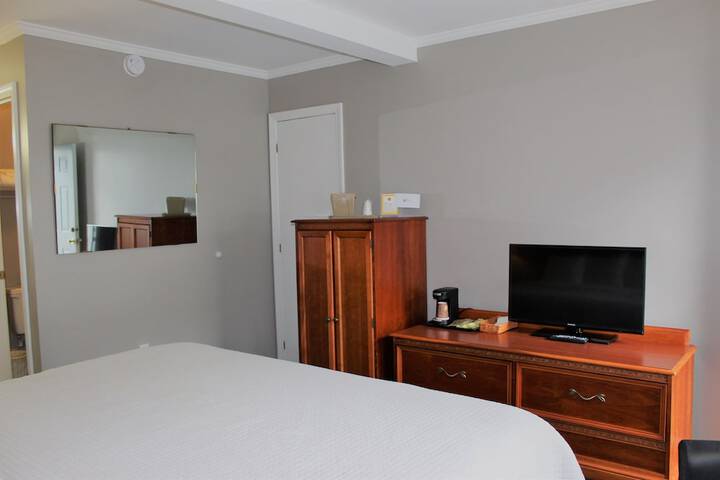 Room 21 of 66