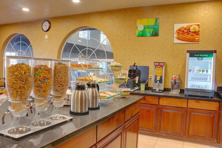 Quality Inn & Suites Roswell North