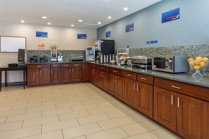 Best Western Long Beach Inn