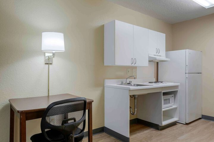 Extended Stay America Suites Orlando Theme Parks Vineland Rd