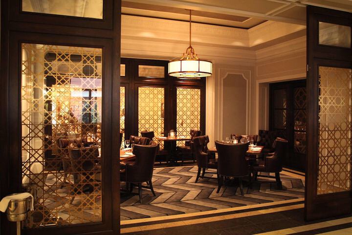 Dining 57 of 66