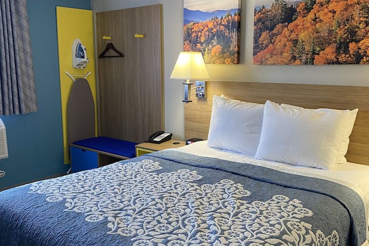 Room 29 of 52