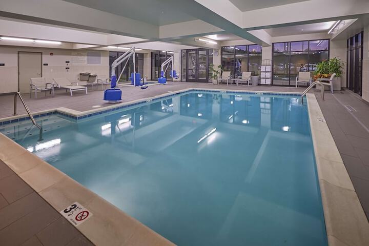 Hampton Inn & Suites Hood River
