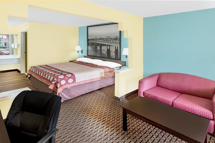 Room 25 of 34