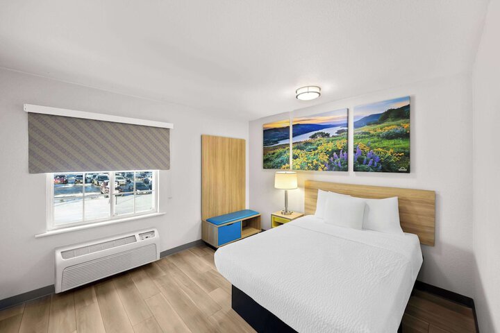 Room 43 of 58
