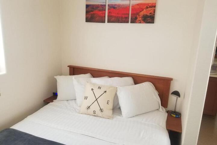 Private Grand Canyon Suite Sleeps 6 2BR 2BA 20 Mins to S Rim in Valle