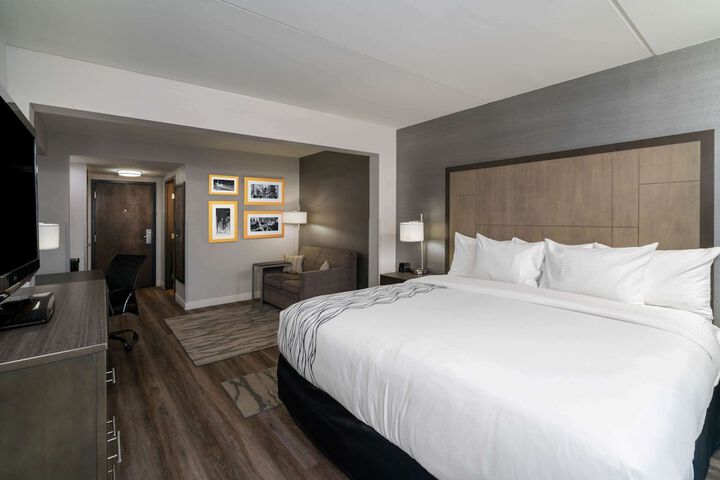 Room 26 of 52