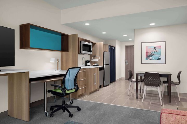 Room 22 of 35