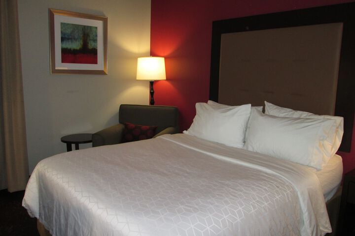 Room 54 of 81
