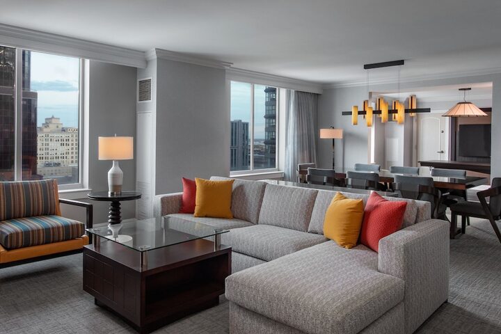 Room 21 of 105