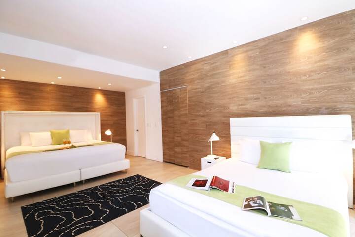 Room 33 of 51