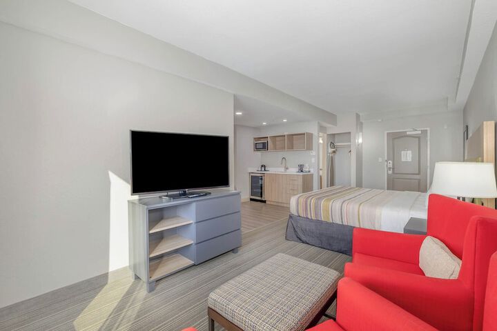 Country Inn & Suites by Radisson Port Canaveral, FL