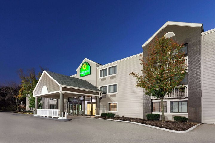 Hotel 3 of 33