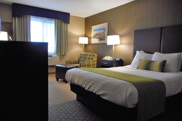 Room 9 of 24