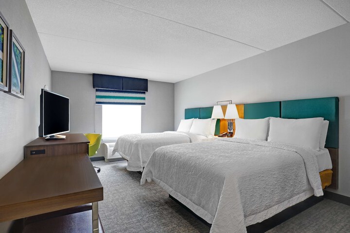 Hampton Inn & Suites by Hilton Belleville