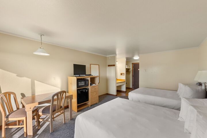 Room 34 of 105