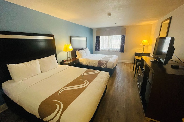Room 38 of 49