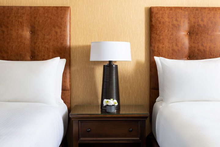 Room 45 of 102