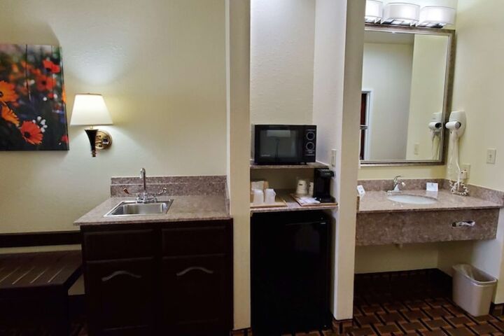 Room 19 of 21