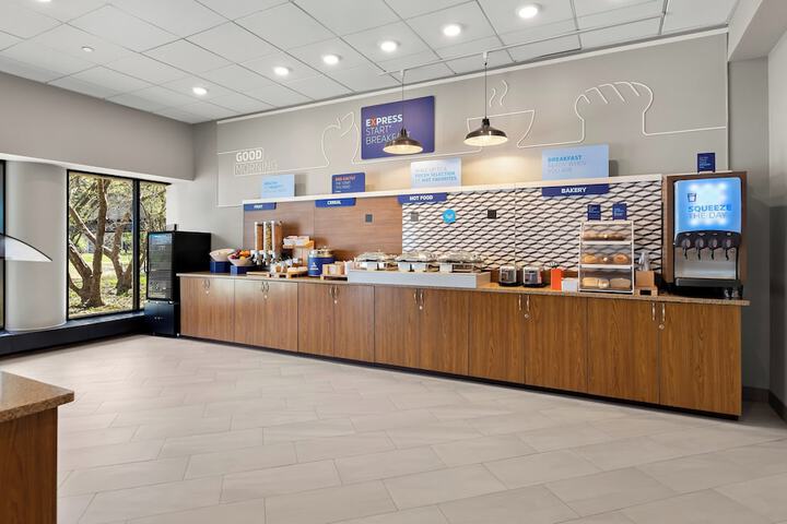Holiday Inn Express Princeton Southeast by IHG