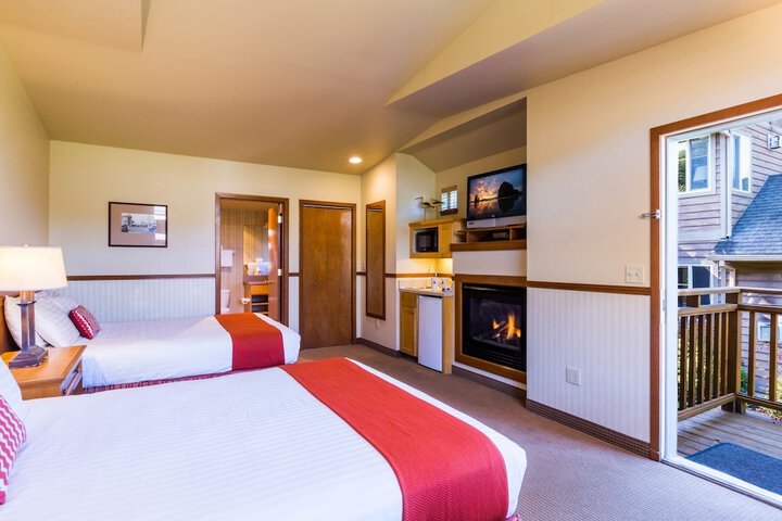 Room 40 of 61