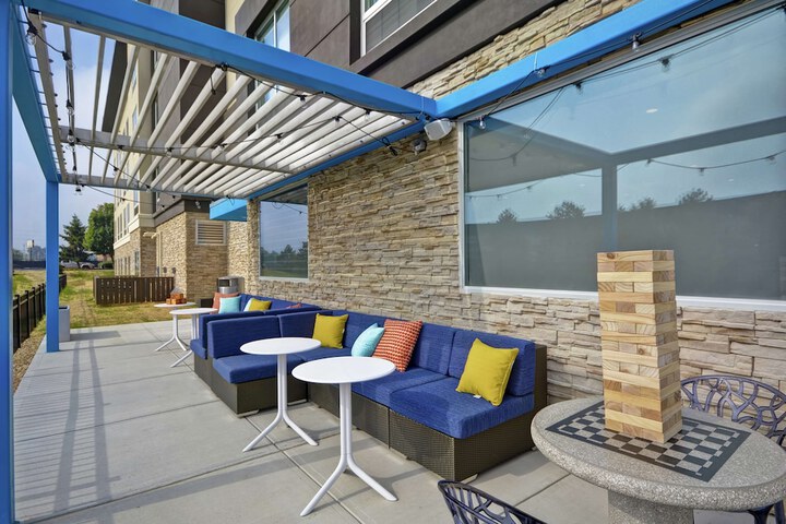 Terrace/Patio 32 of 35