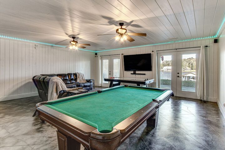 Tranquil Gantt Lake Home w / Deck & Patio!