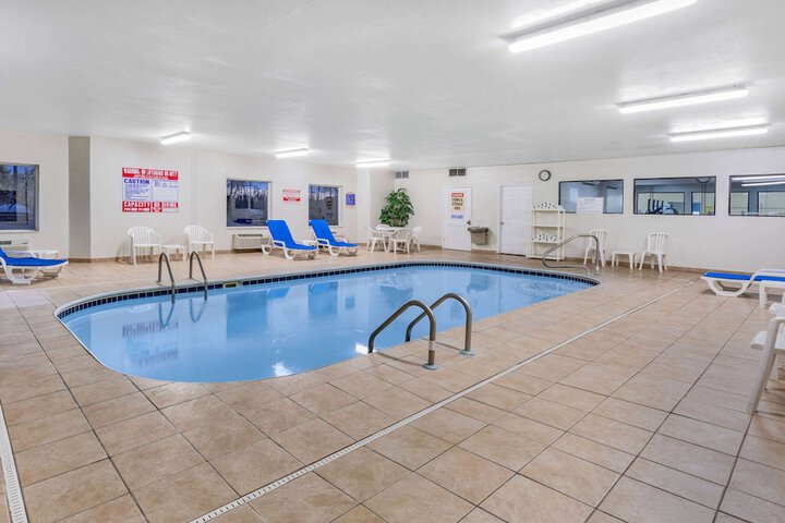 Pool 9 of 41