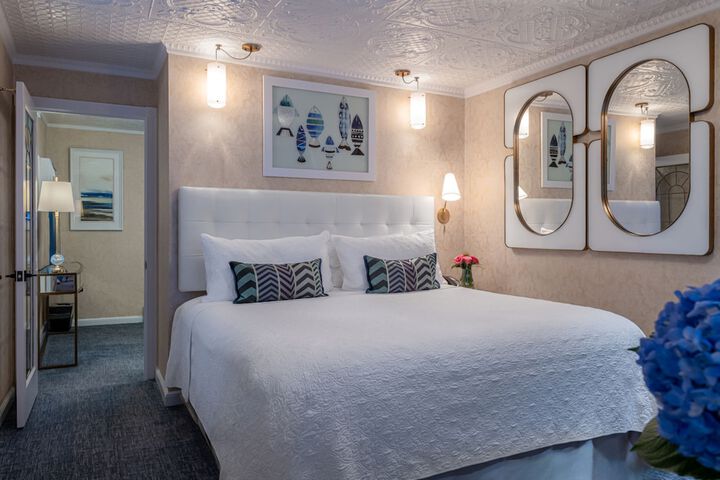 Room 44 of 59