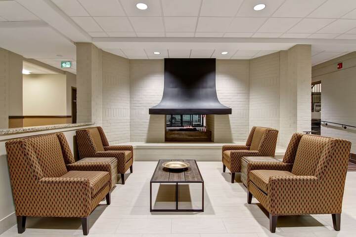 Hotel Interior 11 of 44
